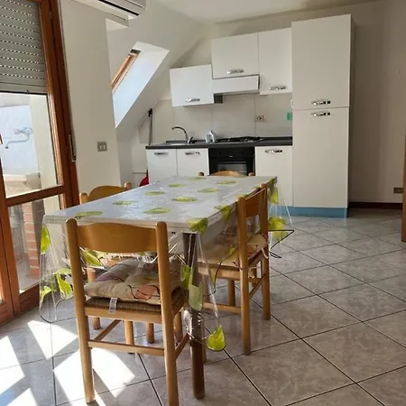 Il Gabbiano Apartment *